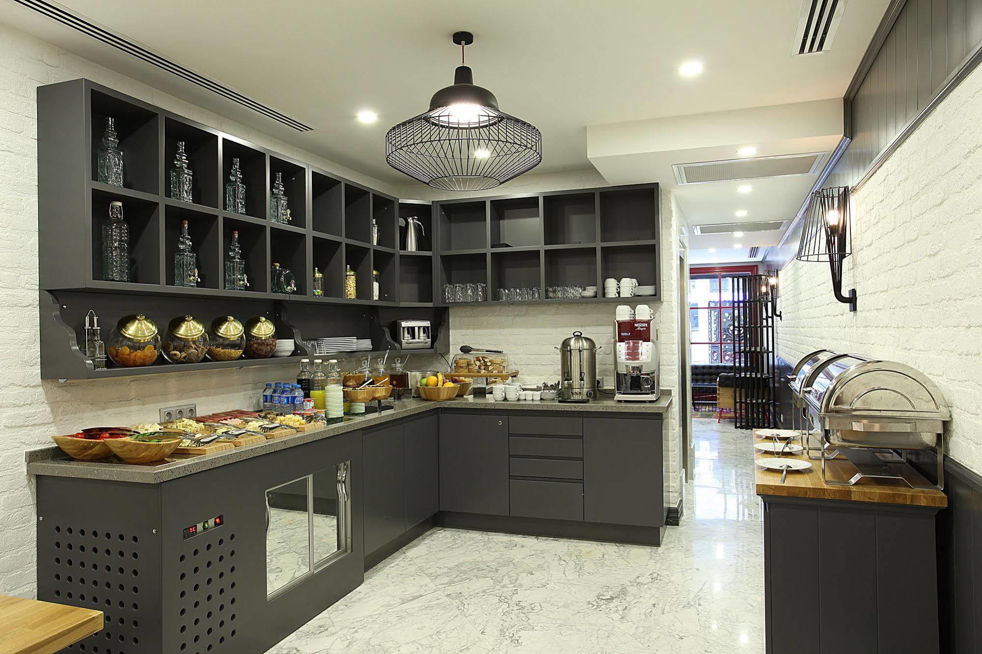 Q Pera Hotel (Adults Only) Istanbul Ngoại thất bức ảnh